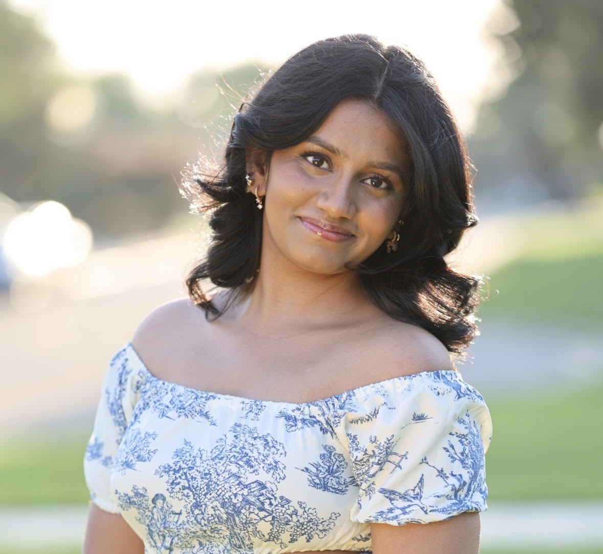Padma photo in blue dress